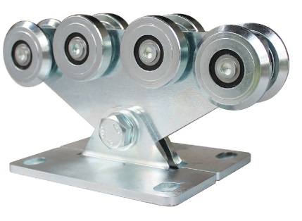 Trolley with eight bearing rollers for a self-supporting sliding gate