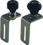 Side guide for sliding gates