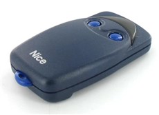 NICE Flo2 remote control, front