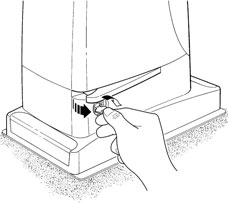 2. Insert the release key and turn it clockwise 2. Insert the release key and turn it clockwise