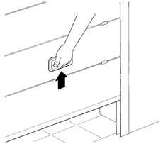 9. Move the door by hand to check that it moves freely, the trolley does not bind anywhere, and no excessive force is needed.